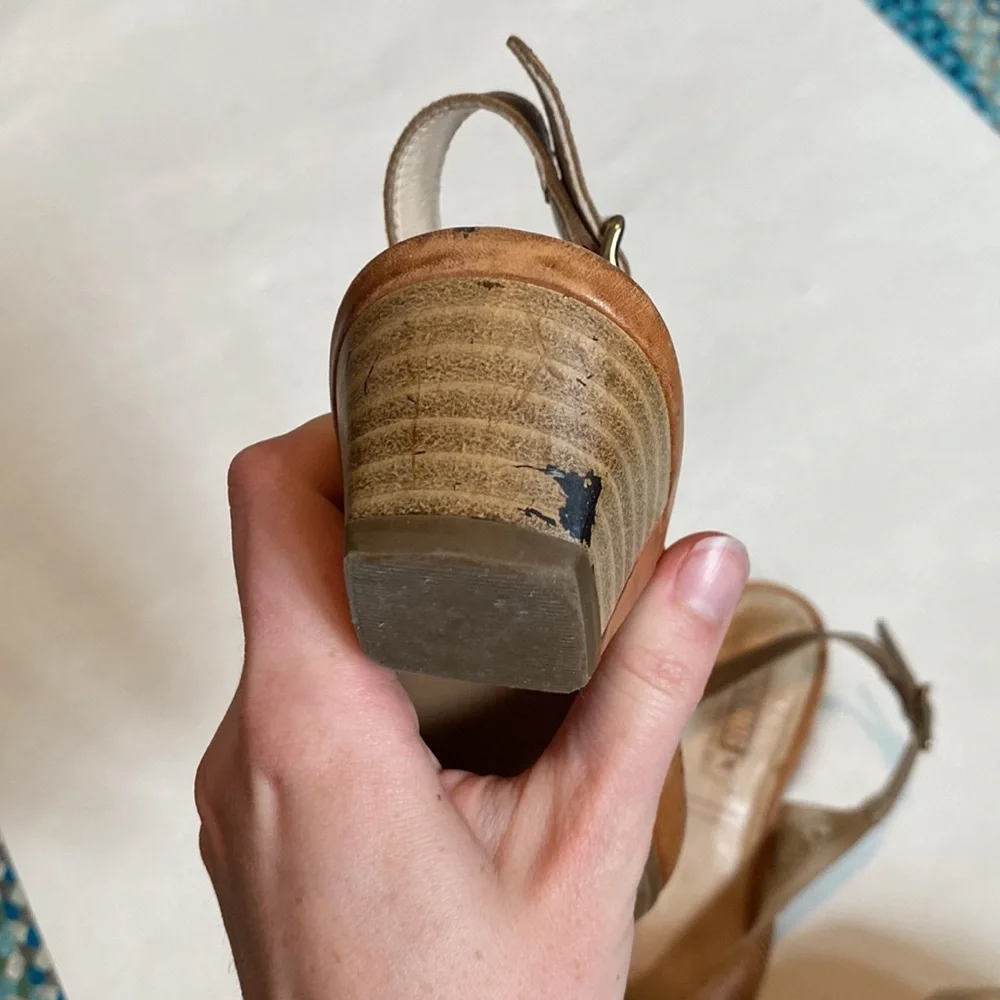 Pikolinos Elba slingback court shoe soft brown leather - Picture 9 of 10